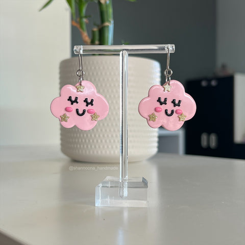 Sleepy Cloud Earrings - Pink