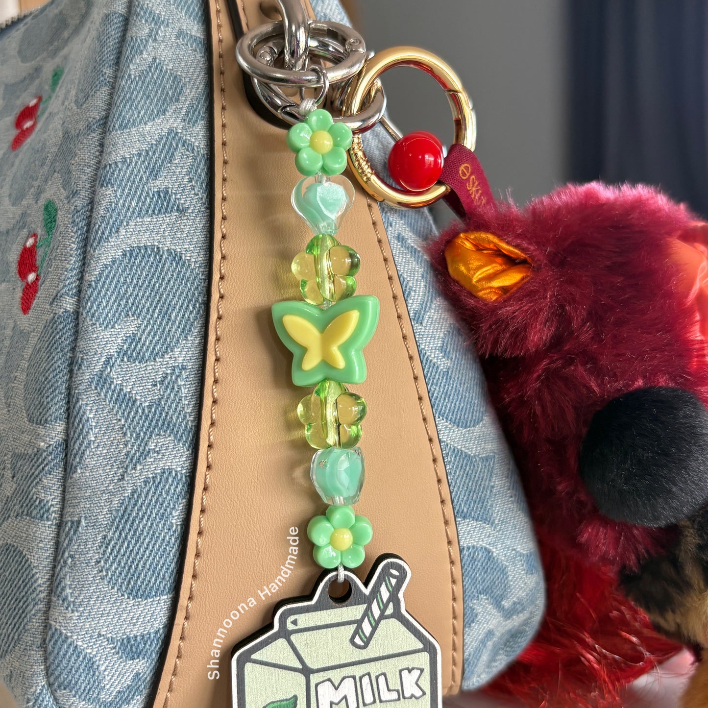 Milk Beaded Keychain - Spearmint