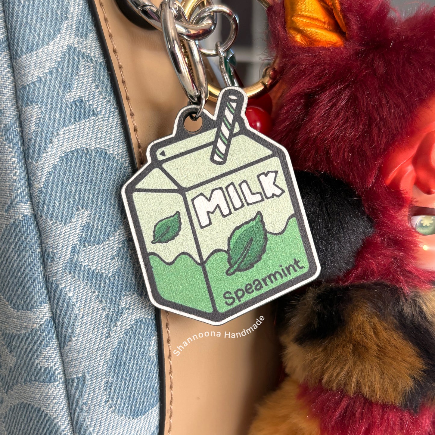 Milk Wooden Keychain - Spearmint