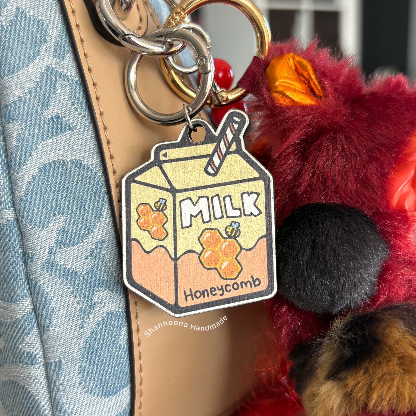 Milk Wooden Keychain - Honeycomb