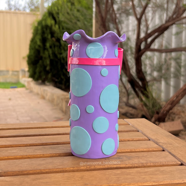 Wavy Bow Vase