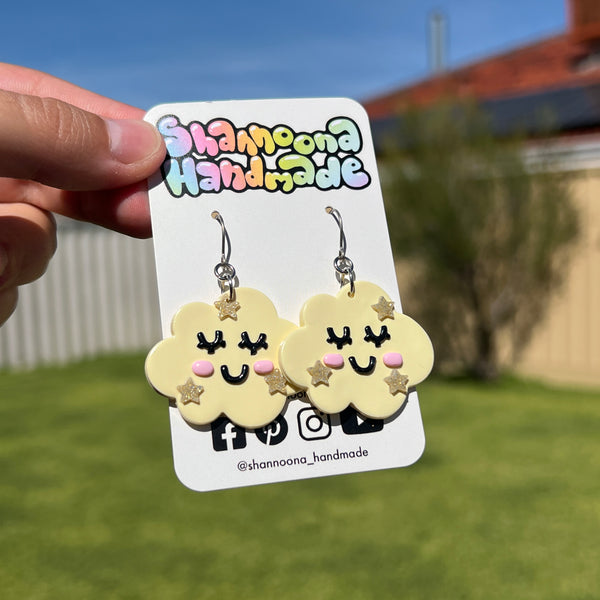 Sleepy Cloud Earrings - Yellow